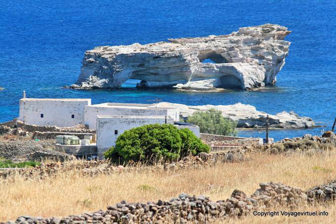 Kimolos island hole, Aghios Nikolaos - Greece