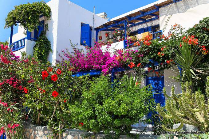 Milos, Pollonia, floral facade - Greece