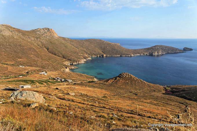 Serifos, Kalo Ambeli, bay views - Greece