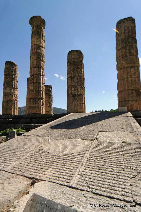 First rise for the disabled, Delphi - Greece