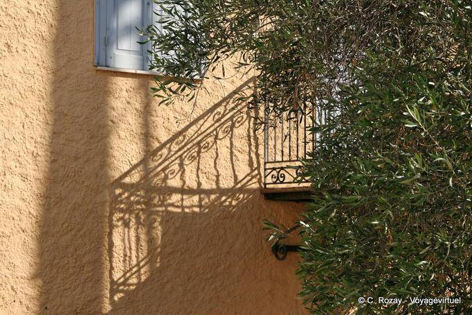 Shadow Galaxidi - Greece