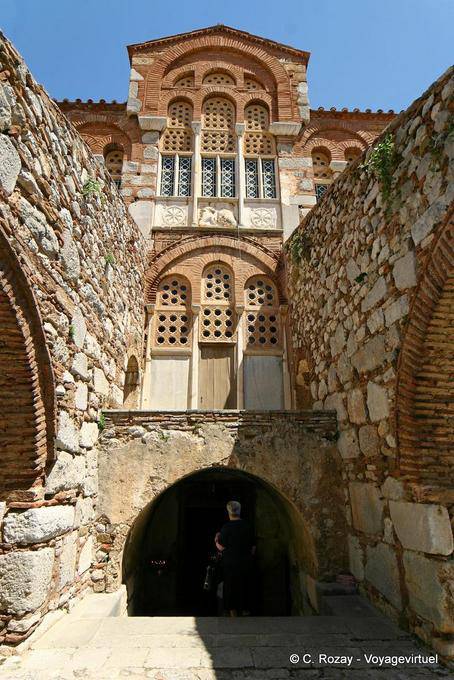 Entrance to the crypt Aghia Varvara, Hosios Loukas - Greece