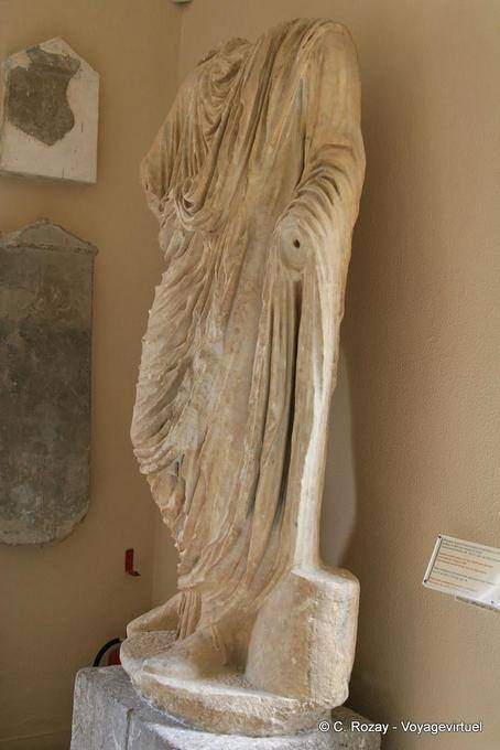 Drape headless statue, museum of Epidaurus - Greece