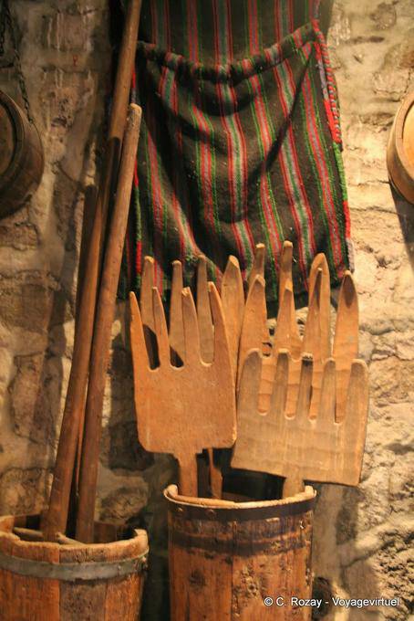 Wood tools Metamorphosis monastery, Meteora - Greece