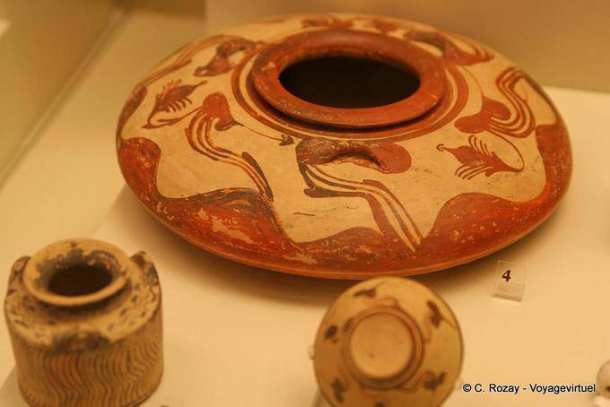 Pottery painted with plants, Mycenae Museum - Greece
