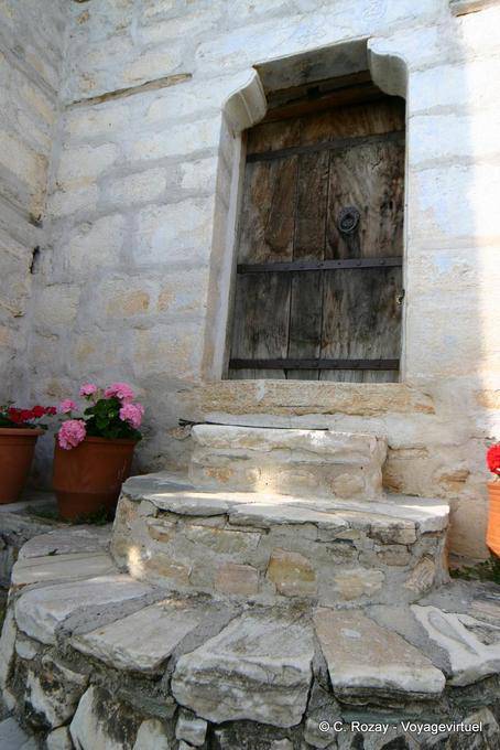 Staircase and old entry, Pinakates, Pelion - Greece