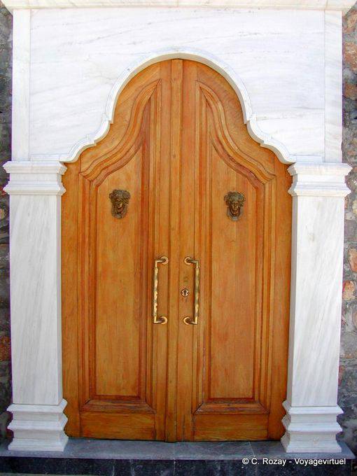 Door Hydra (Ύδρα) - Greece