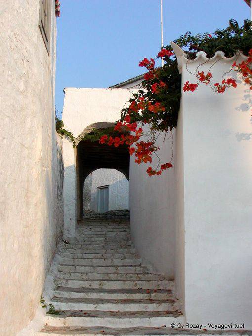 Traje whitewashed, Hydra - Greece