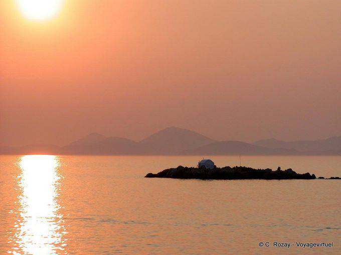 Sunset on the continent, Hydra - Greece