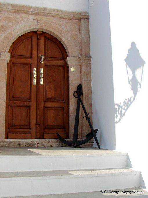 Anchor and door Hydra - Greece