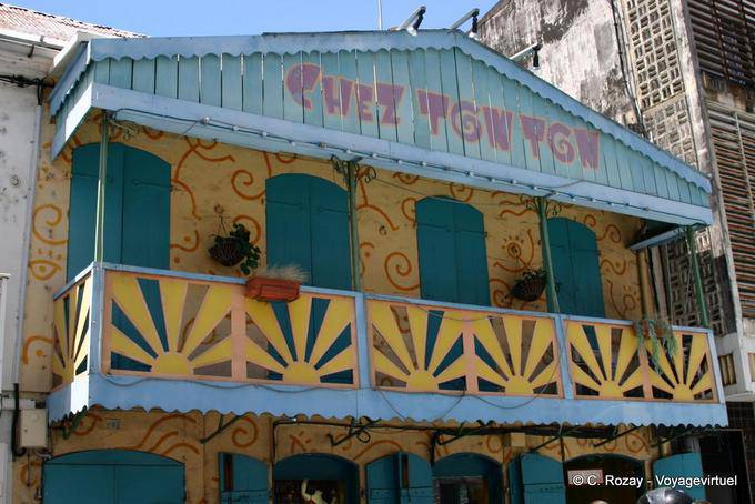 Chez Tonton, facade and balcony, Basse-Terre - Guadeloupe