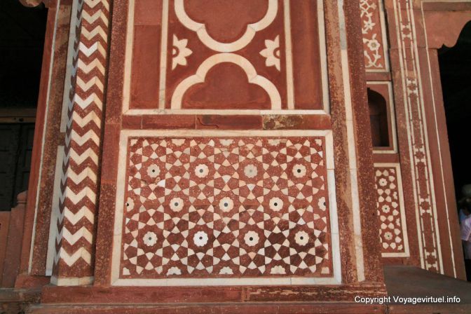 Agra Baby Taj Itmad Ud Daulah Tomb - India