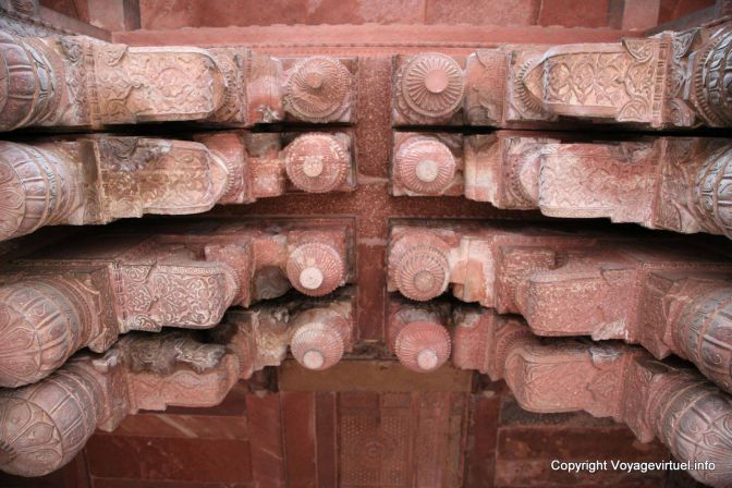 Agra Fort Rouge Jahangir Palace - India