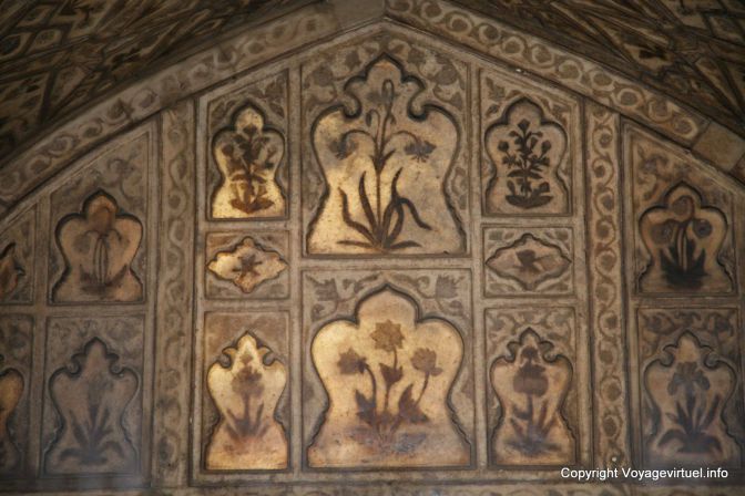 Agra Fort Rouge Khas Mahal - India