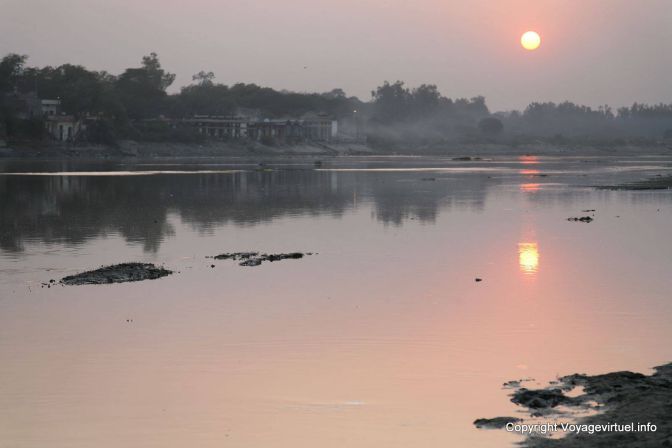 Agra Taj Mahal Sunset - India