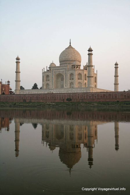 Agra Taj Mahal Sunset Yamuna Reflect - India