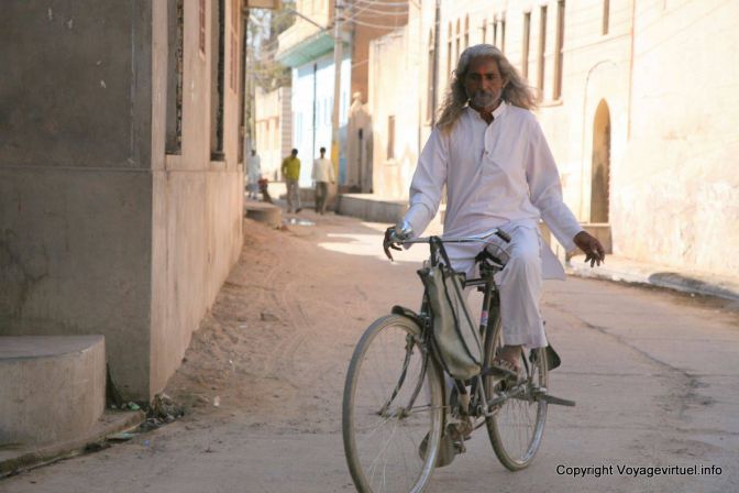 Fatehpur - India
