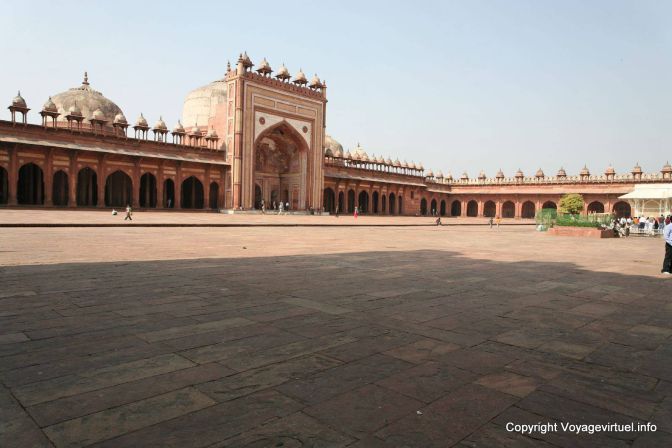 Fatehpur Sikri Jama Masjid - India