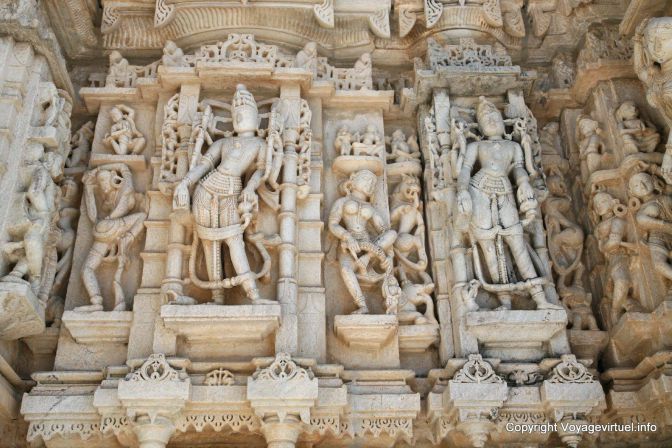 Ranakpur Suparshvanath Temple Des Prostituees - India