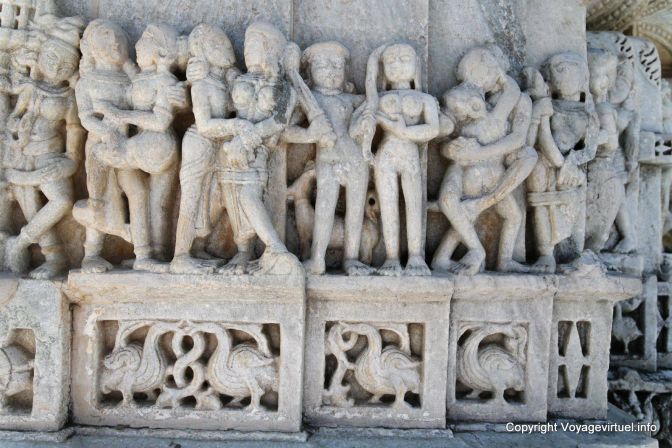 Ranakpur Suparshvanath Temple Des Prostituees - India