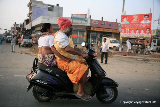 Sabadad Sadhou Transport - India