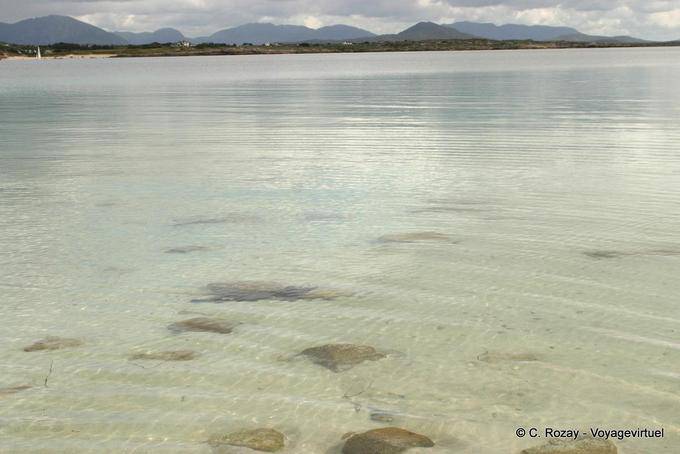 Irish lagoon to Roundstone, Connemara - Ireland