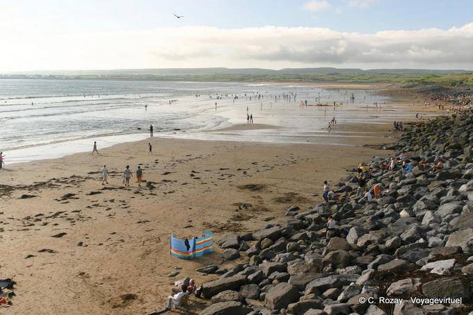 Crowd on the huge ocean beach, Lahinch - Ireland