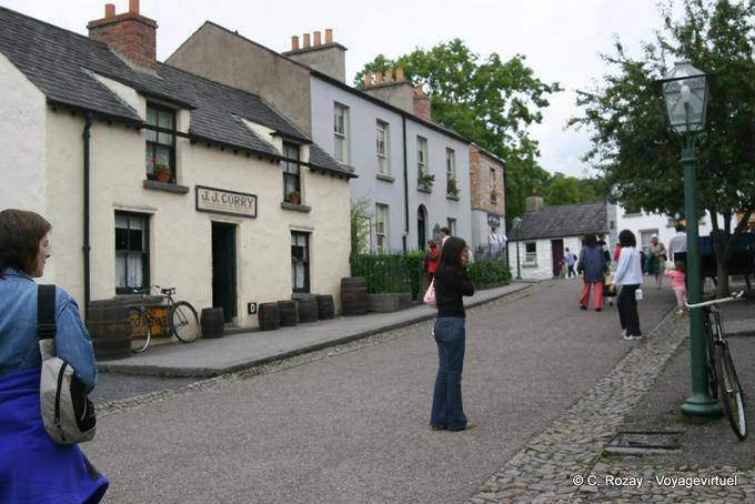 In the street, rue reconstituted village, Bunratty Folk Park - Ireland