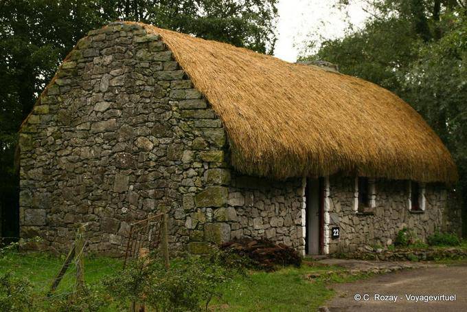 Vernacular cottage, Bunratty Folk Park - Ireland