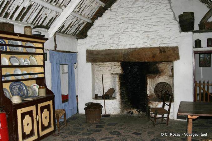 Irish inside a farmhouse, Bunratty Folk Park - Ireland