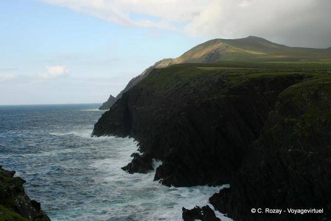 The wild ocean on the coast of Cuas year Bhodaigh, Dingle - Ireland