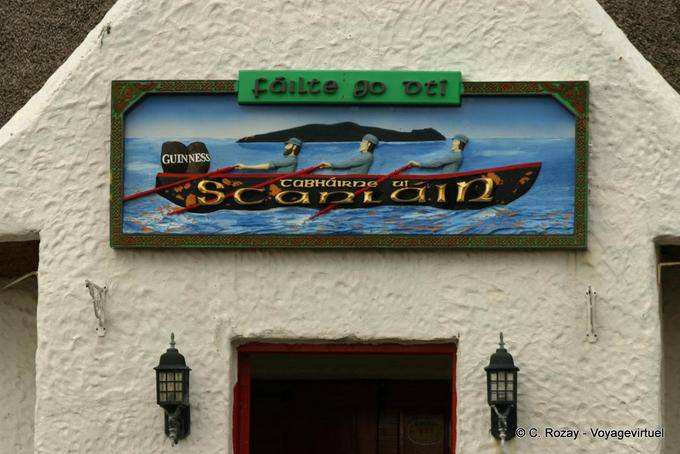 Fáilte go DTI Murphy's Pub in Dingle - Ireland