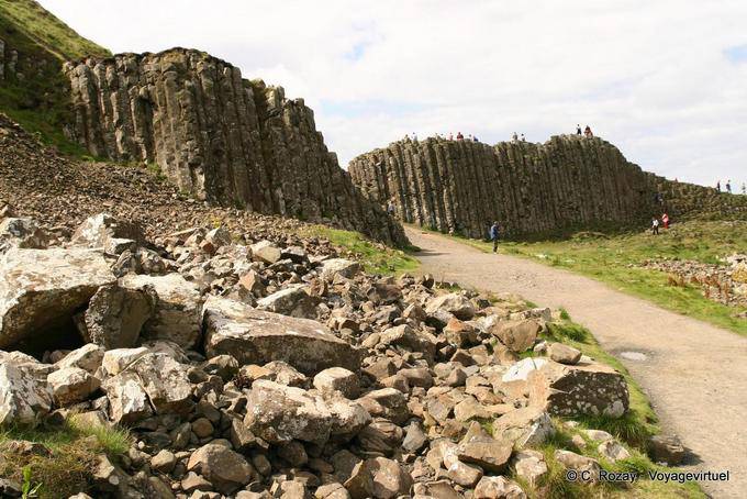 On the way to face fractured lavas, Giants Causeway - Nothern Ireland