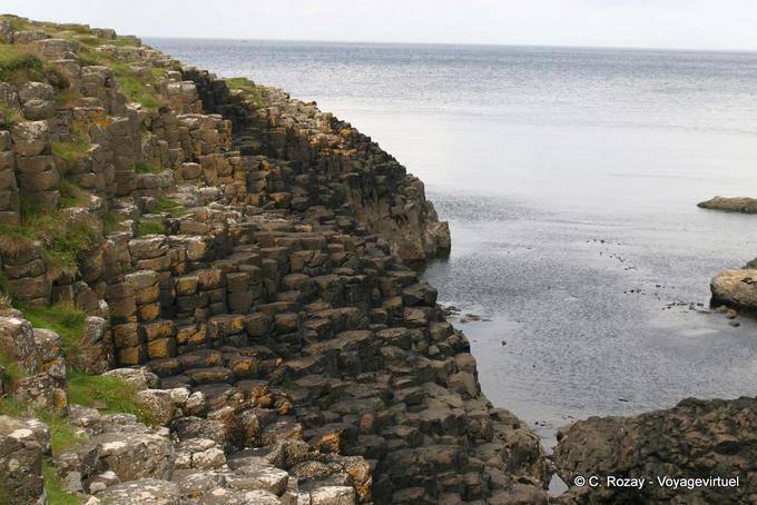 Effect of rapid thermal contraction of the washing during cooling, Giants Causeway - Nothern Ireland