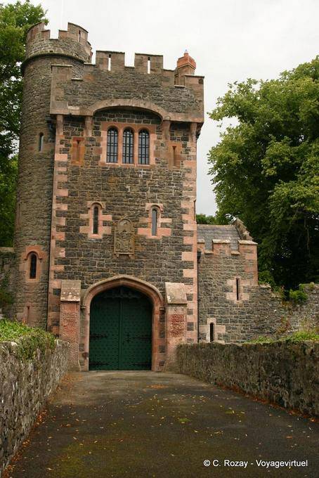 Entry-castle tower of Glenarm - Nothern Ireland