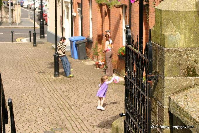 Everyday life, street image, Derry - Nothern Ireland