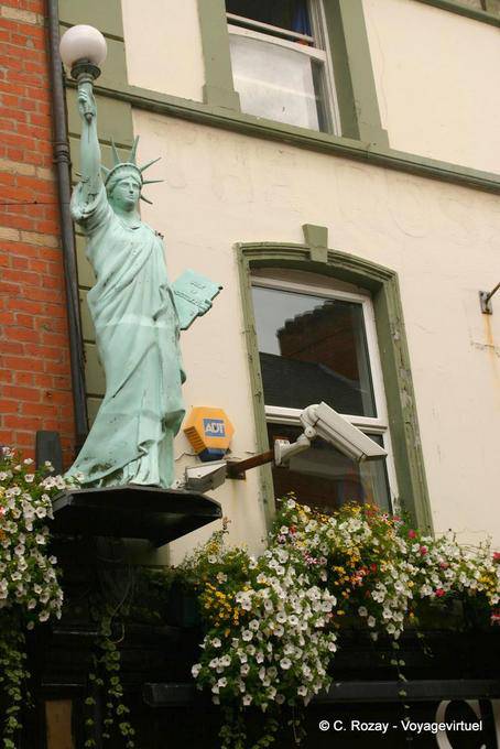 Petrified freedom and CCTV, Derry Liberty - Nothern Ireland