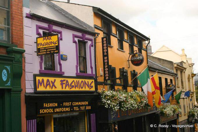 Street colors, Waterloo street (Max fashions and The Gweeburg bar), Derry - Nothern Ireland