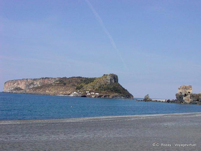 Isola Dino and beach Calabria - Italy