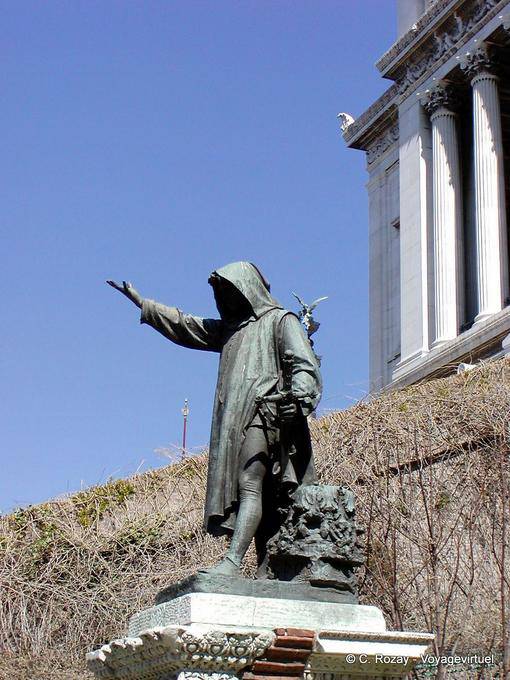 Statue in Via delle Tre Pile, close to Piazza Venezia, Rome - Italy