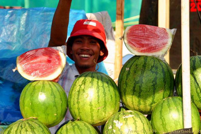 Watermelon and smile on the market of Banyuwangi, Java - Indonesia