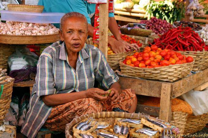 The colors of the local market, Java - Indonesia
