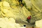 Extraction of molten sulfur, Kawa Ijen, Java, Indonesia.