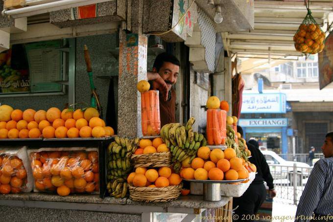 Smiling orange juice merchant, Amman - Jordan