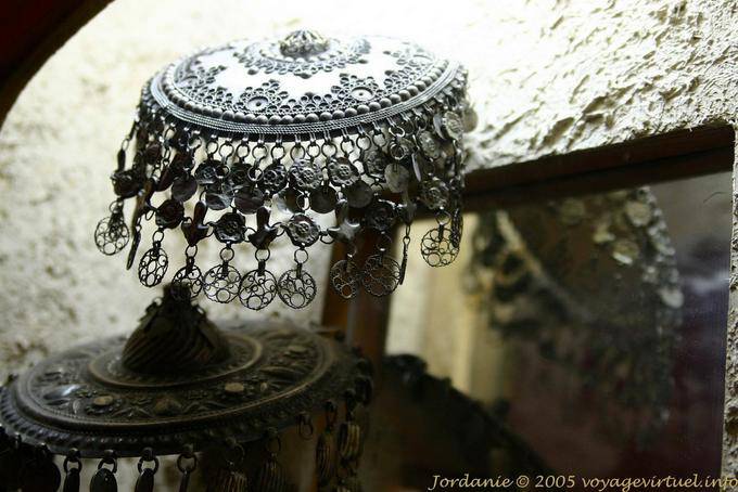Display remarkable jewelry, museum Amman - Jordan