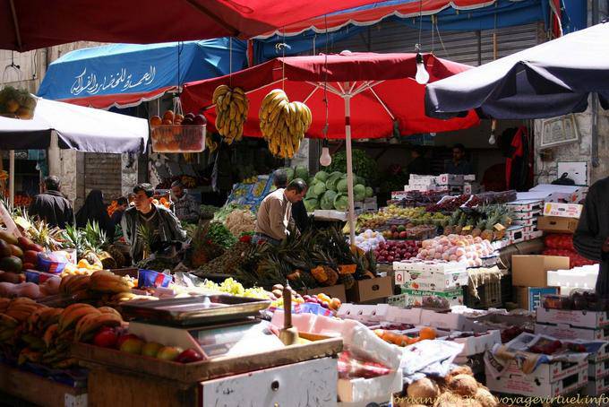 Fruit and vegetable market, Amman - Jordan
