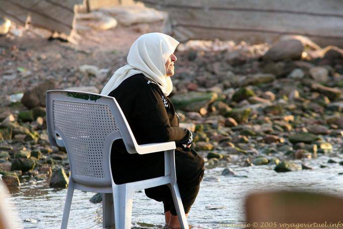 Old lady feet in the water, Aqaba - Jordan