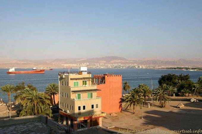 House overlooking the Bay of Aqaba - Jordan