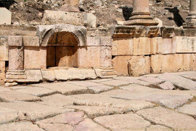 Fountain in the street columns, Decumanus, Jerash - Jordan