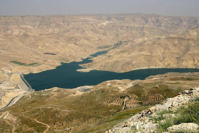 The lake and the dam Wadi Mujib, Kings Road - Jordan